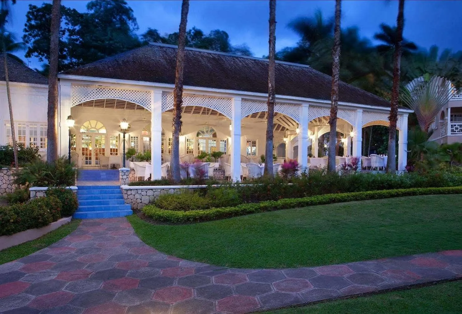 Couples Sans Souci All Inclusive Очо-Риос 5*,  Ямайка